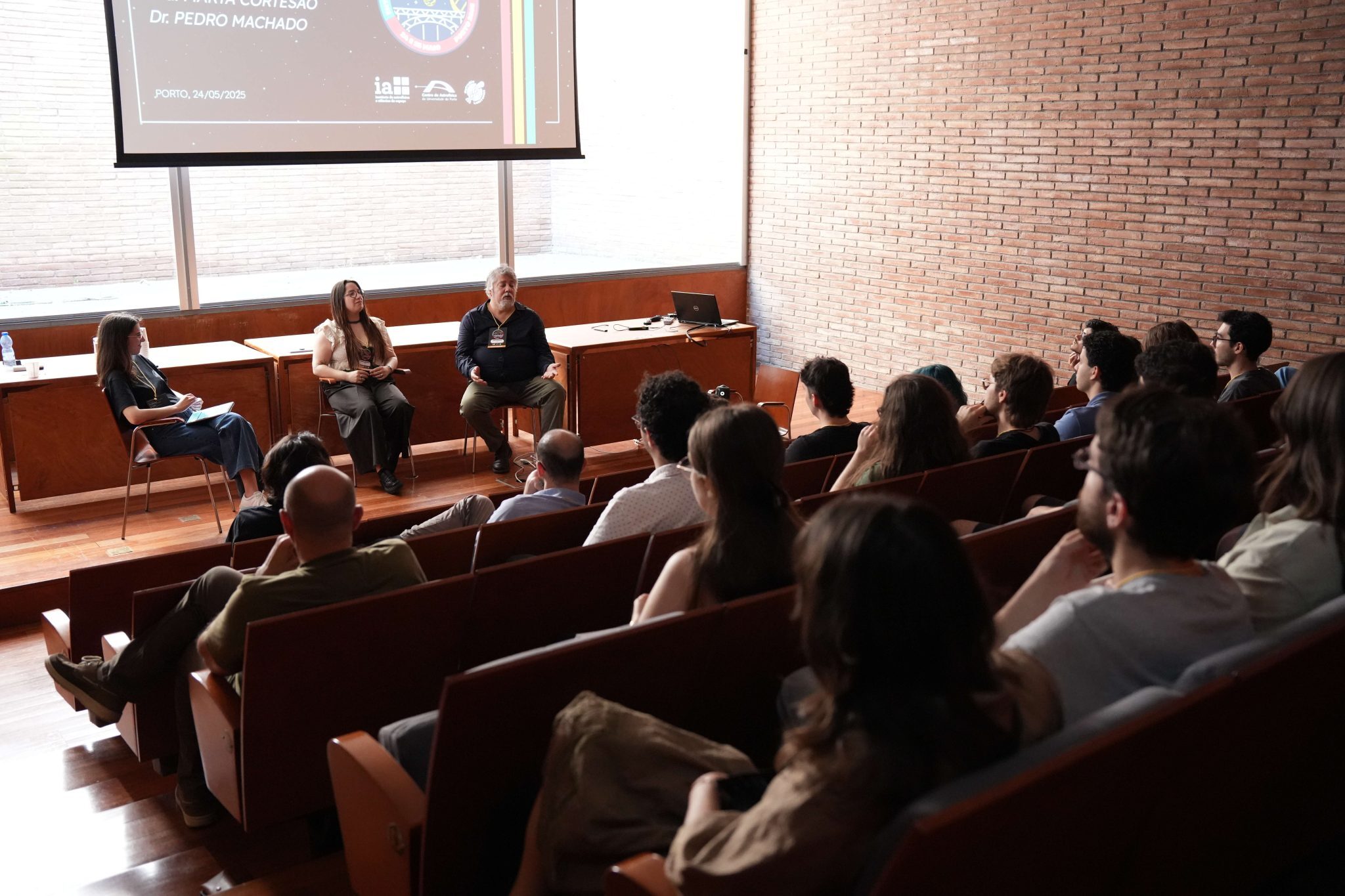 Mesa redonda com a Dra. Marta Cortesão e o Dr. Pedro Machado