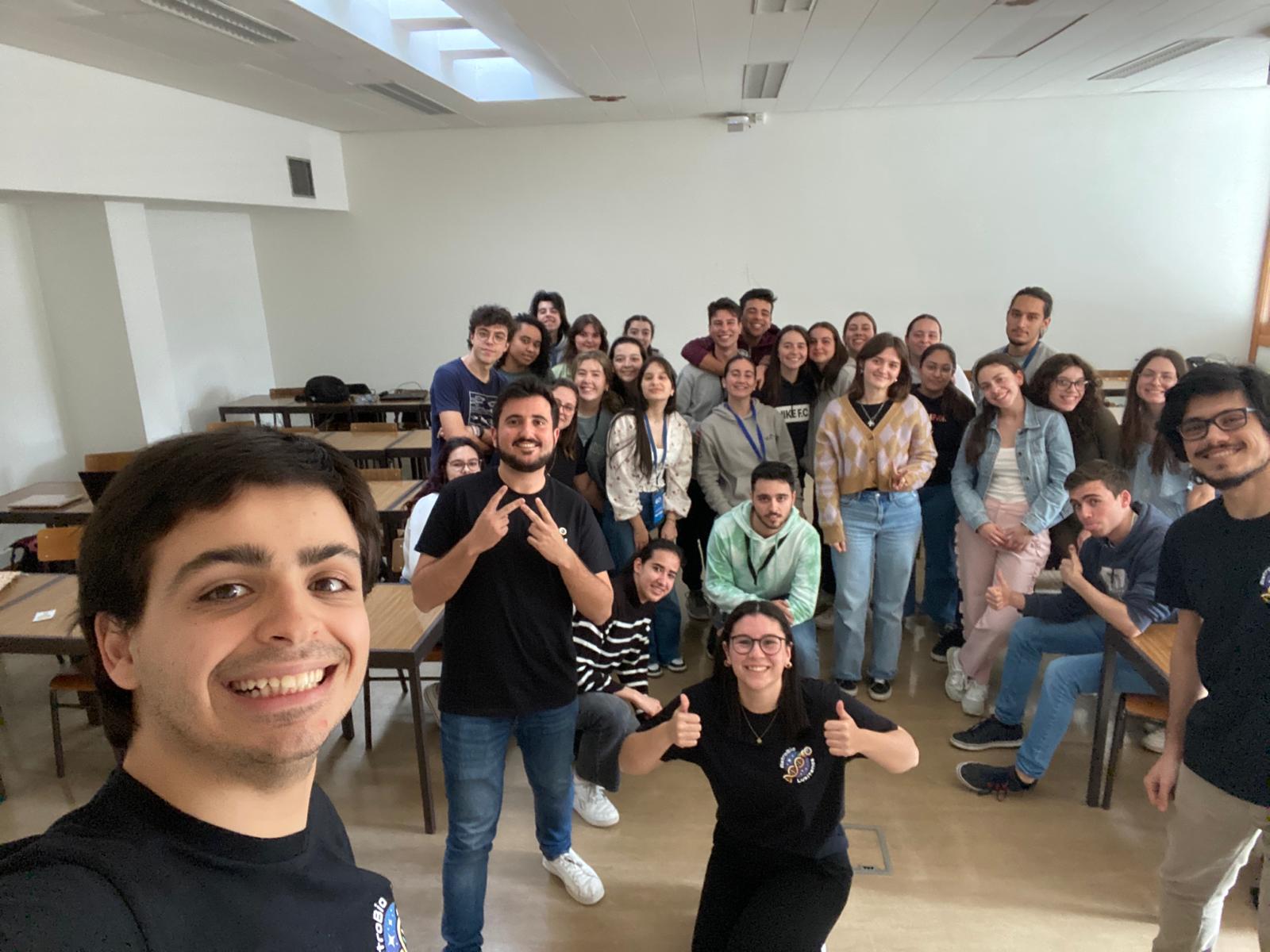 Microbiologia: Perdidos no Espaço